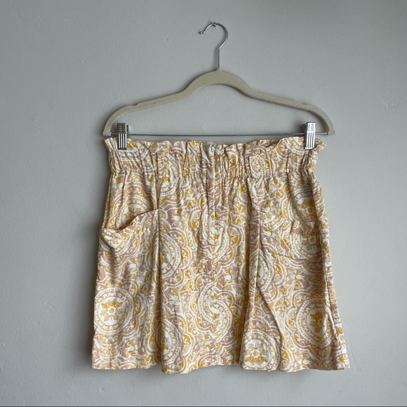 Forever 21 / Yellow Paper-bag Paisley Skirt - Picture 1 of 6
